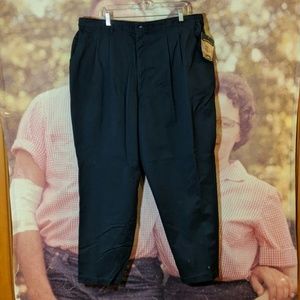 Lee Relaxed Fit Tapered Leg Pants NWT